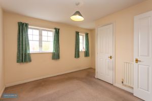 Bedroom- click for photo gallery